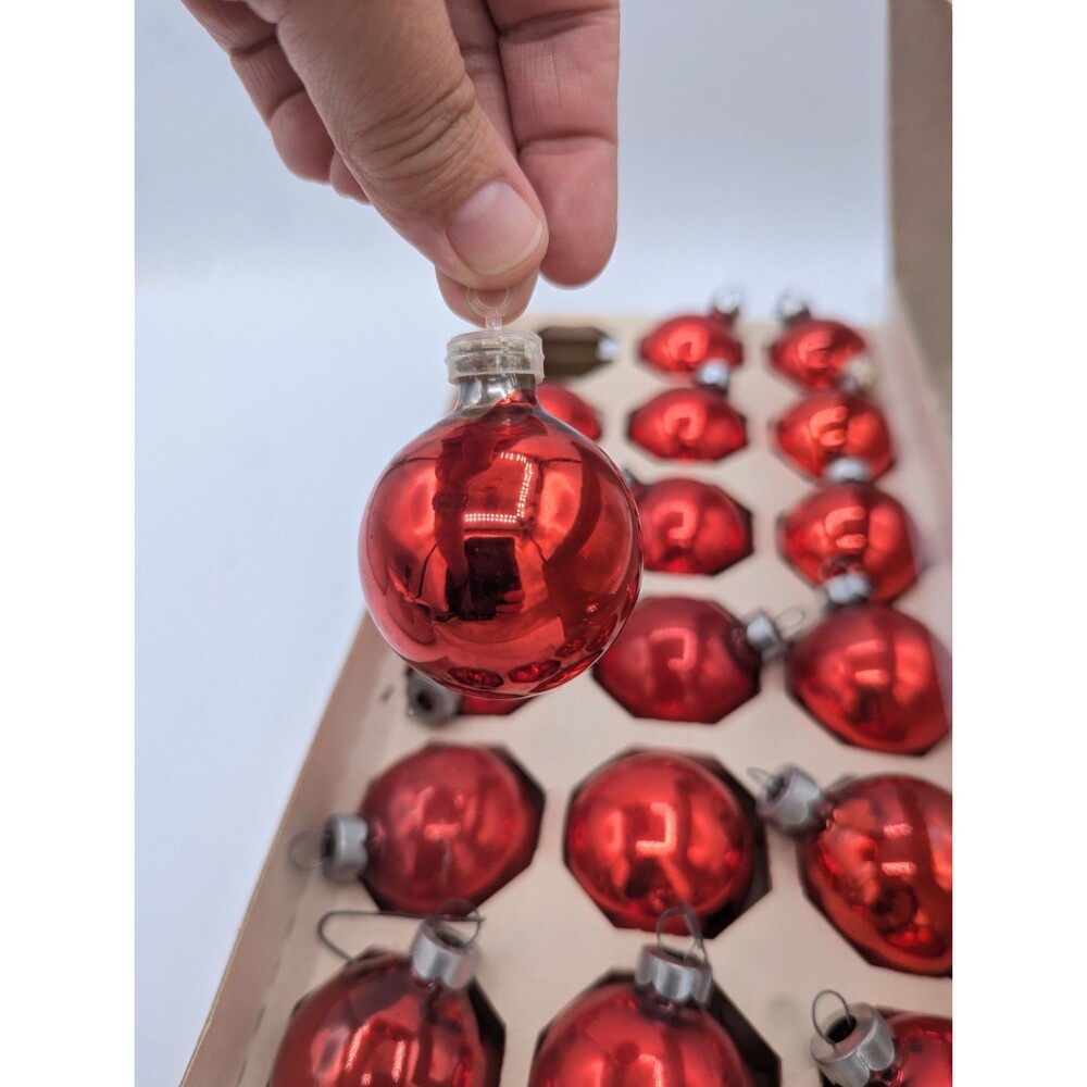 Vtg Pyramid Rauch Jumbo Red Glass Christmas Ornaments Box of 18 USA Shiny 2" - Picture 7 of 7